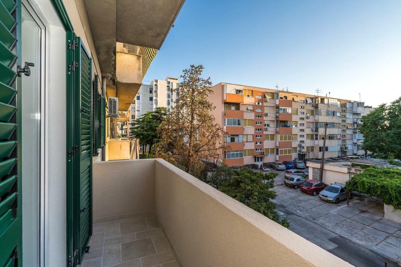 Studio Apartments Marcel Split Exterior foto